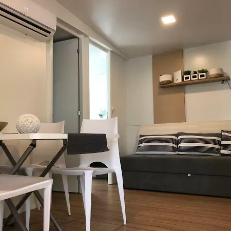 Mighty Mobile Homes - Luxury Camping Experience Holiday home